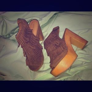 Size 10 wooden, fringe heels
